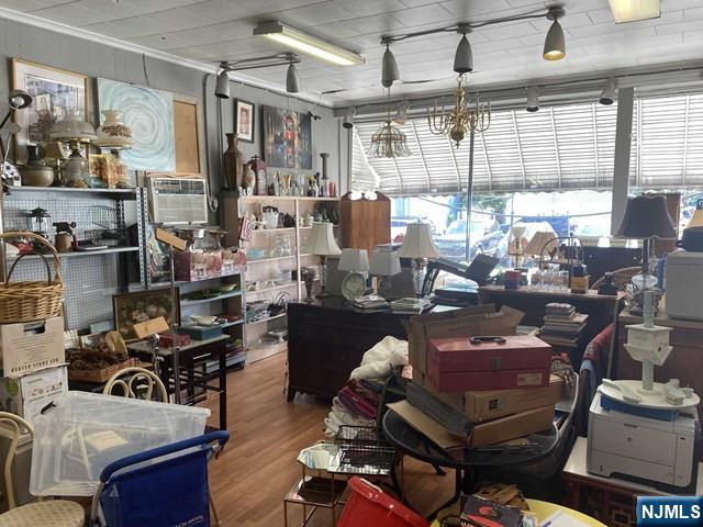 property viewer photo 2