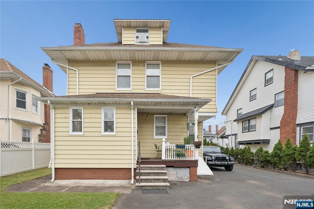 main property photo 5