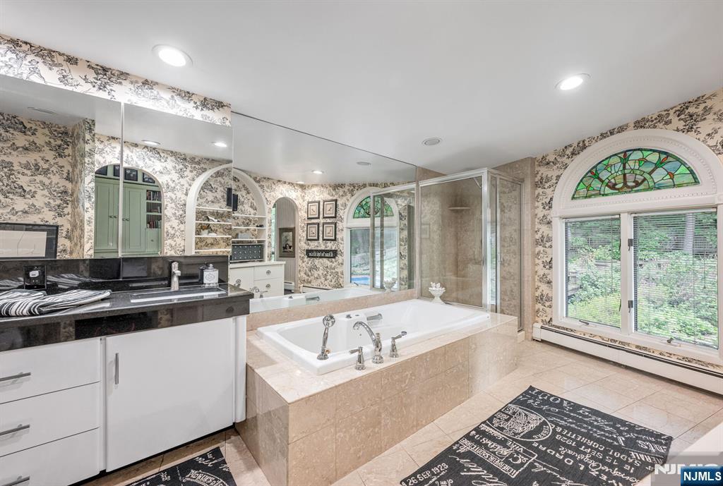 property viewer photo 21