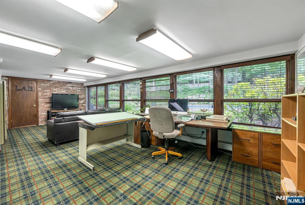 property viewer photo 28
