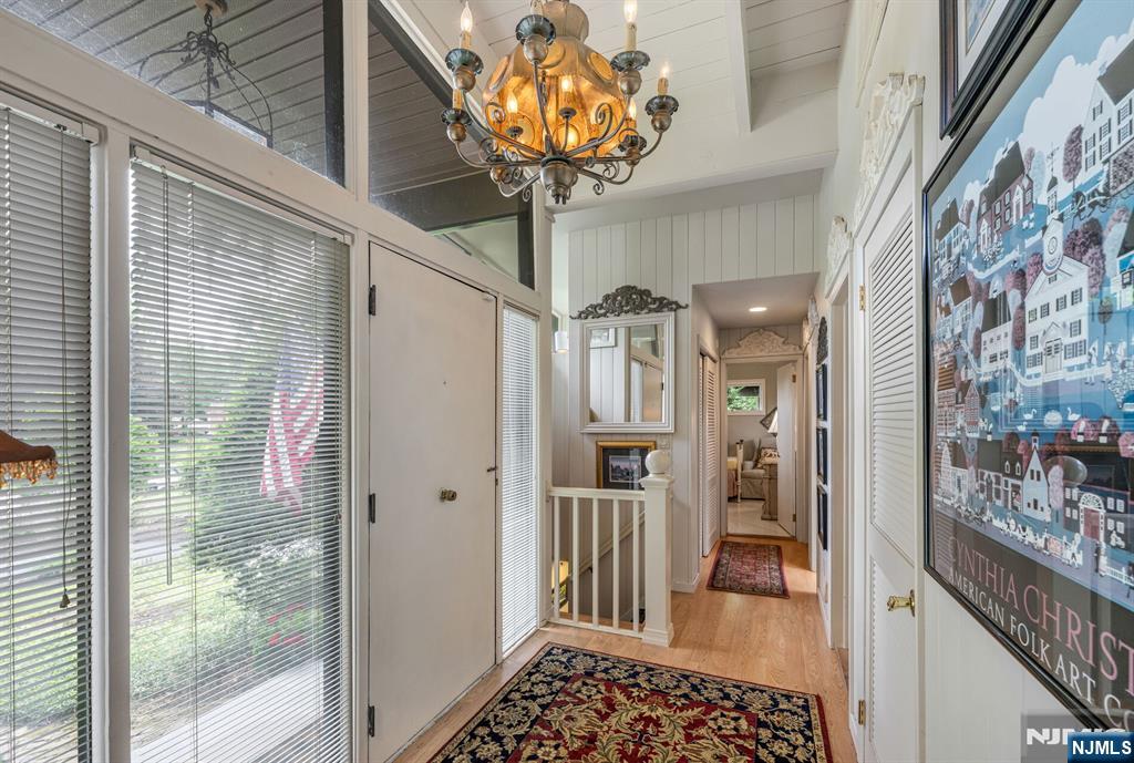 property viewer photo 4