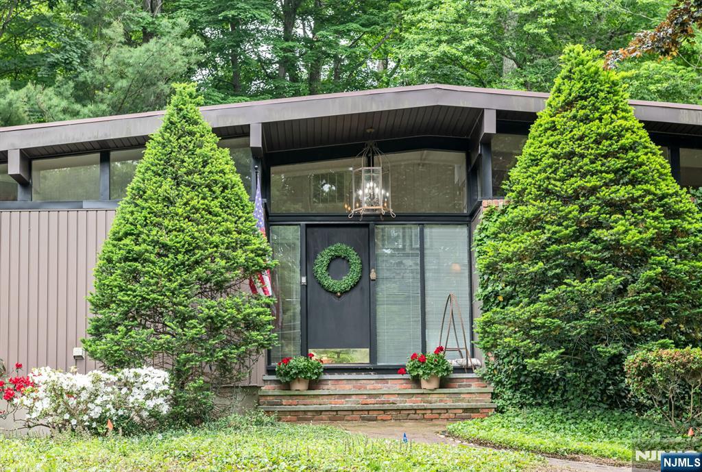 property viewer photo 46