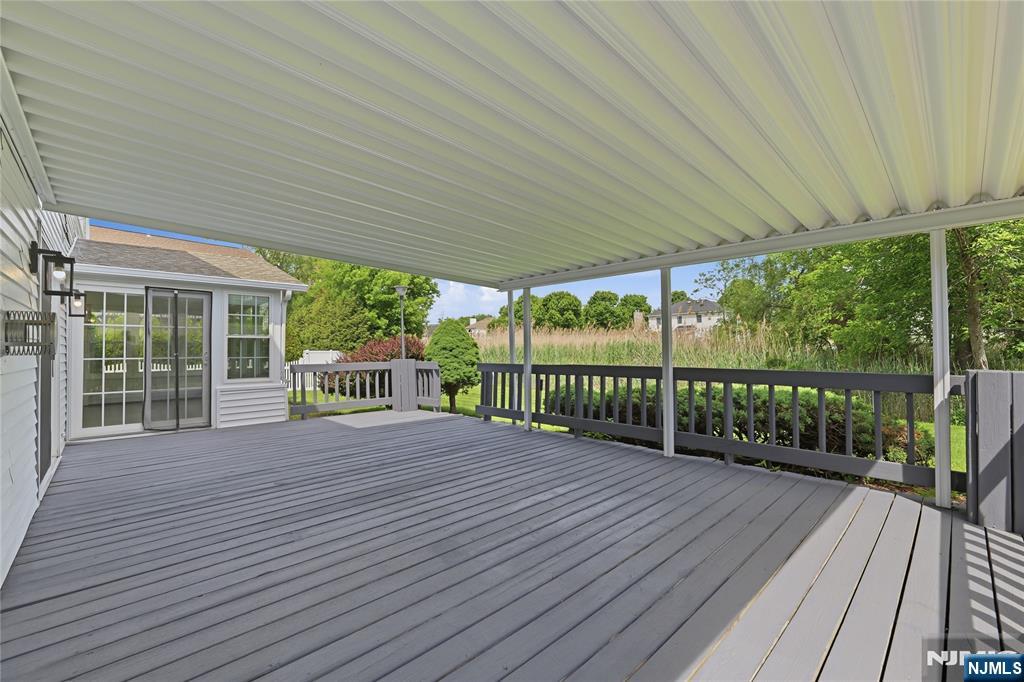 property viewer photo 36