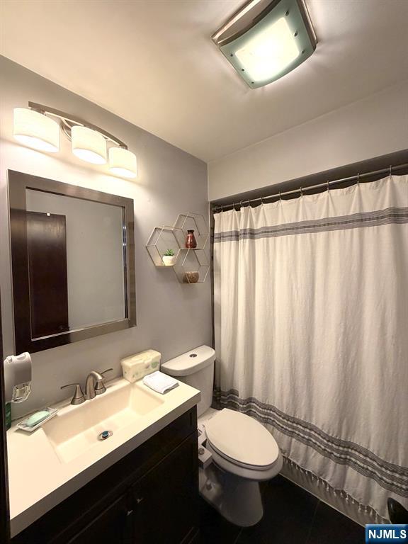 property viewer photo 8