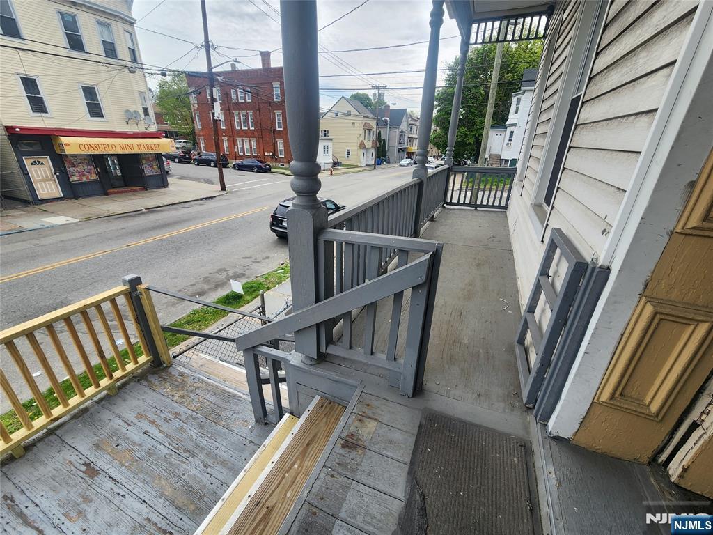 main property photo 17