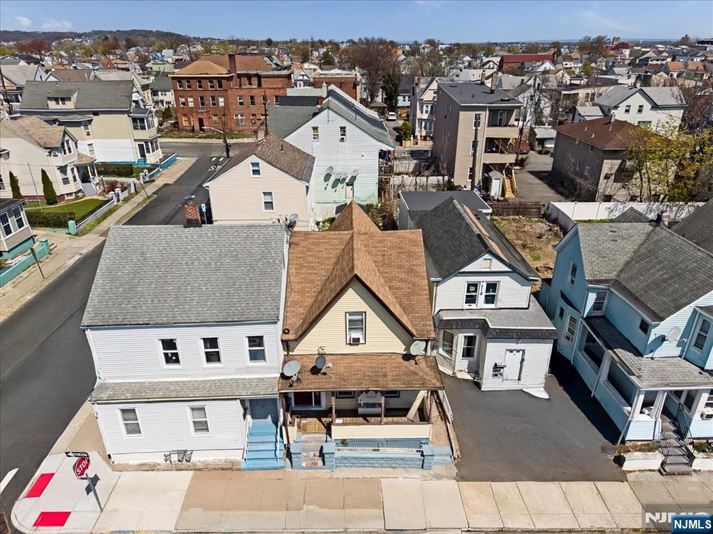 main property photo 29
