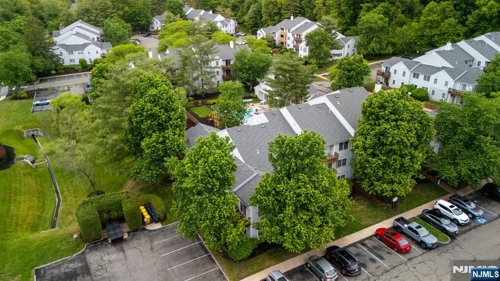 property viewer photo 19