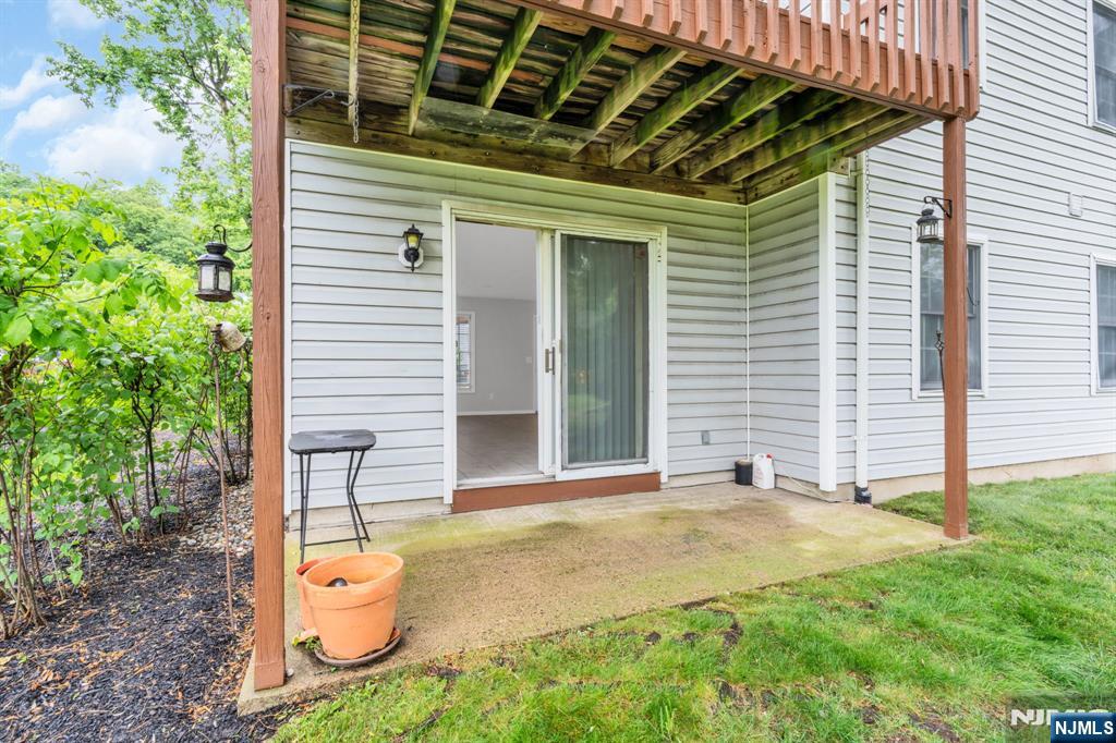 property viewer photo 6