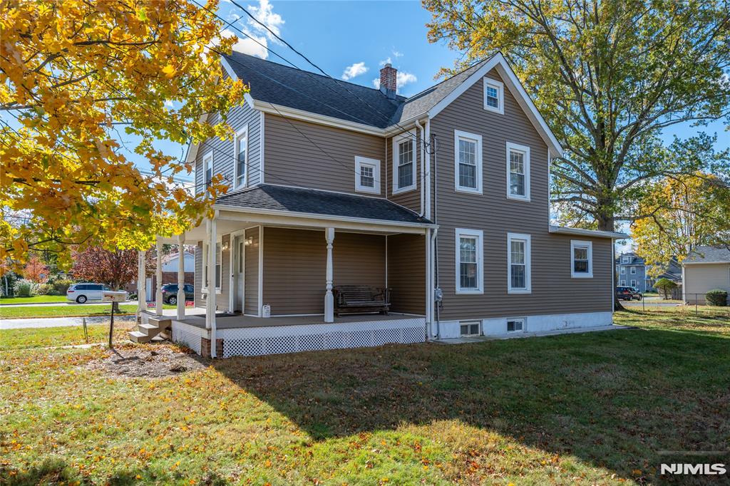main property photo 5