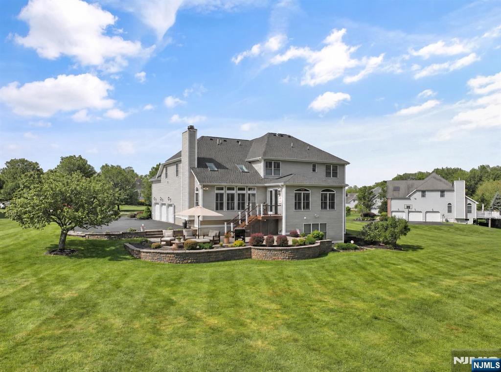 main property photo 44
