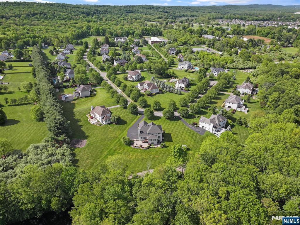 main property photo 48