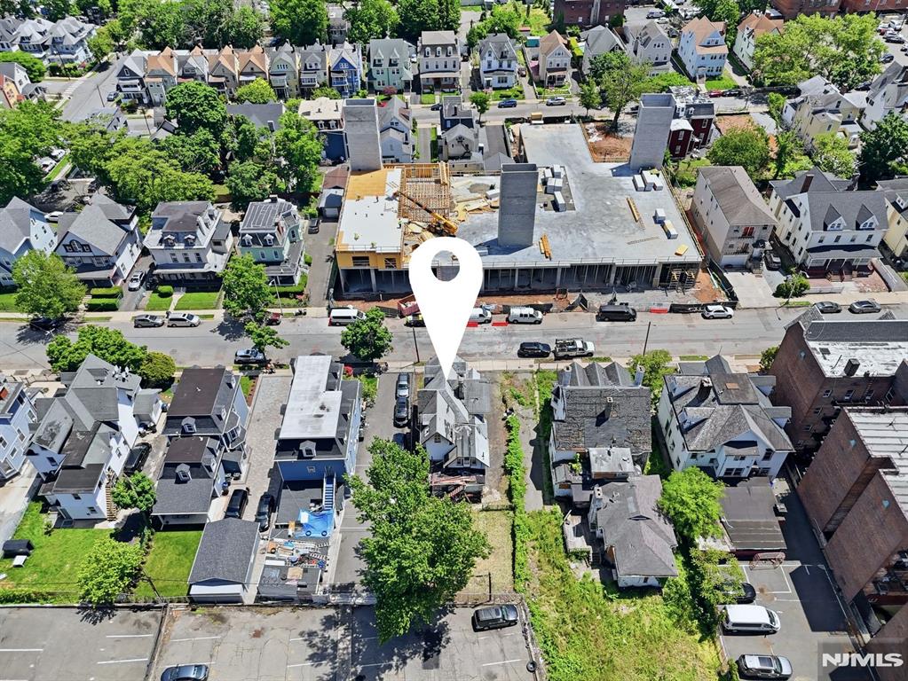 main property photo 17