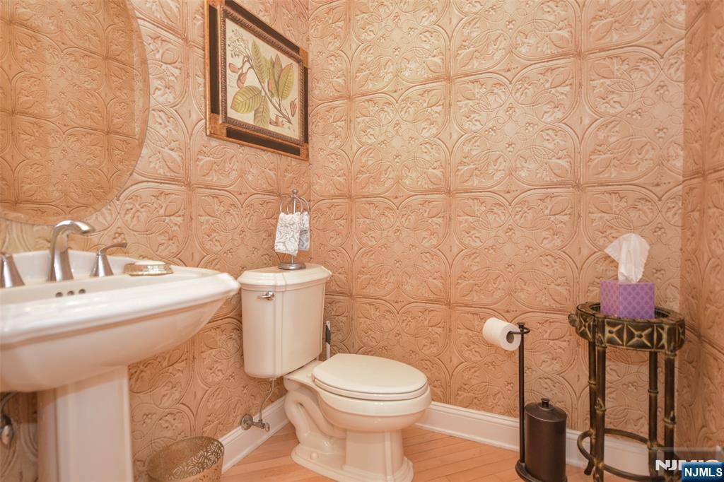 main property photo 12