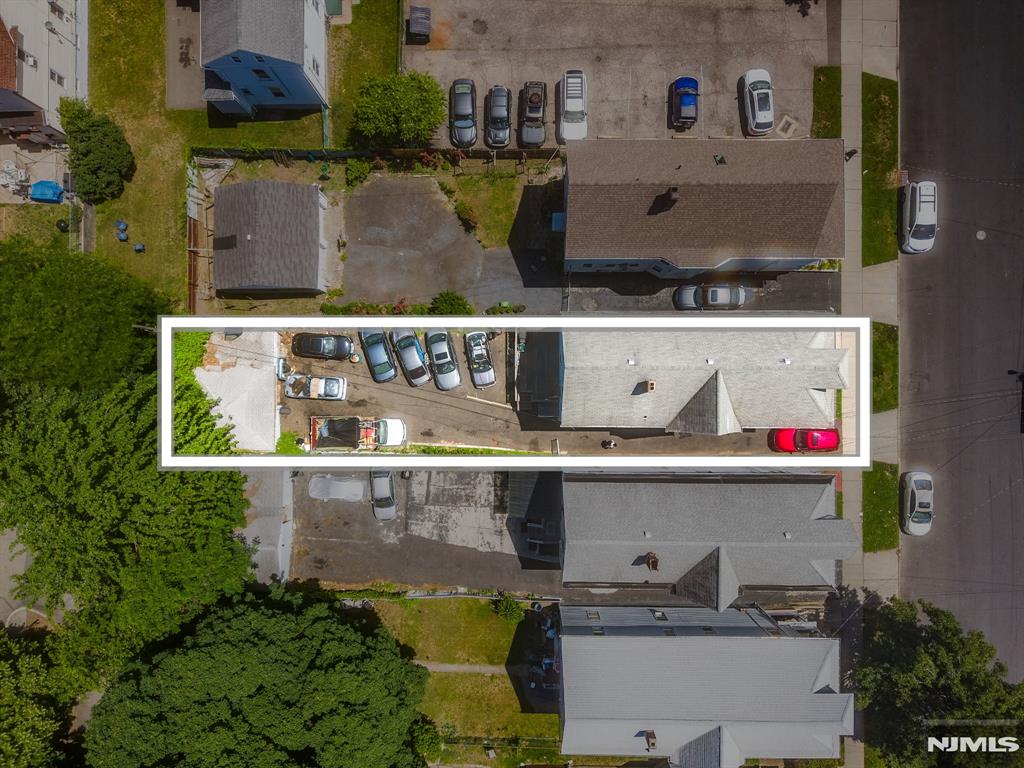 main property photo 46