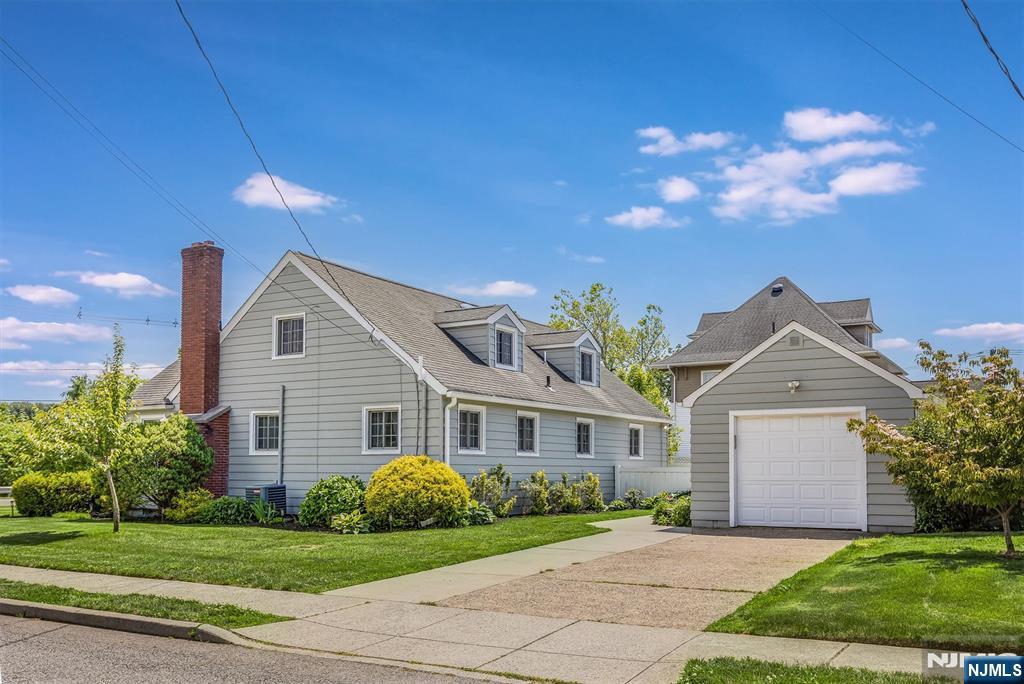 main property photo 42