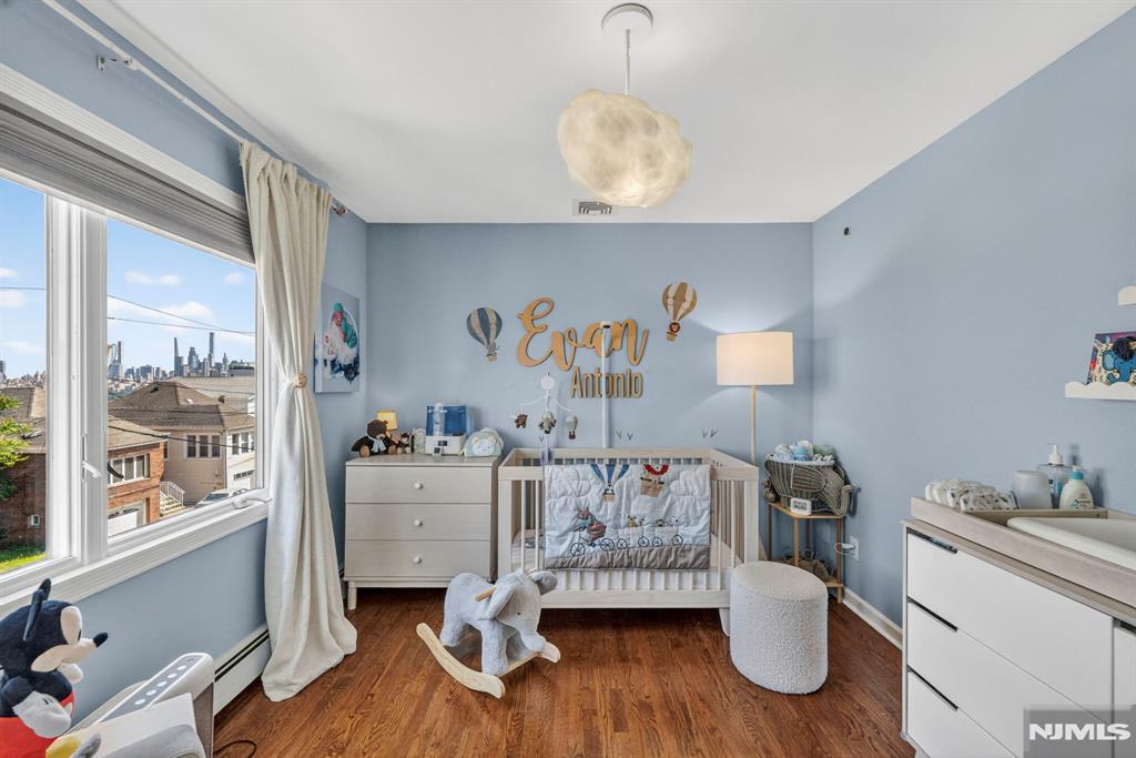 main property photo 24