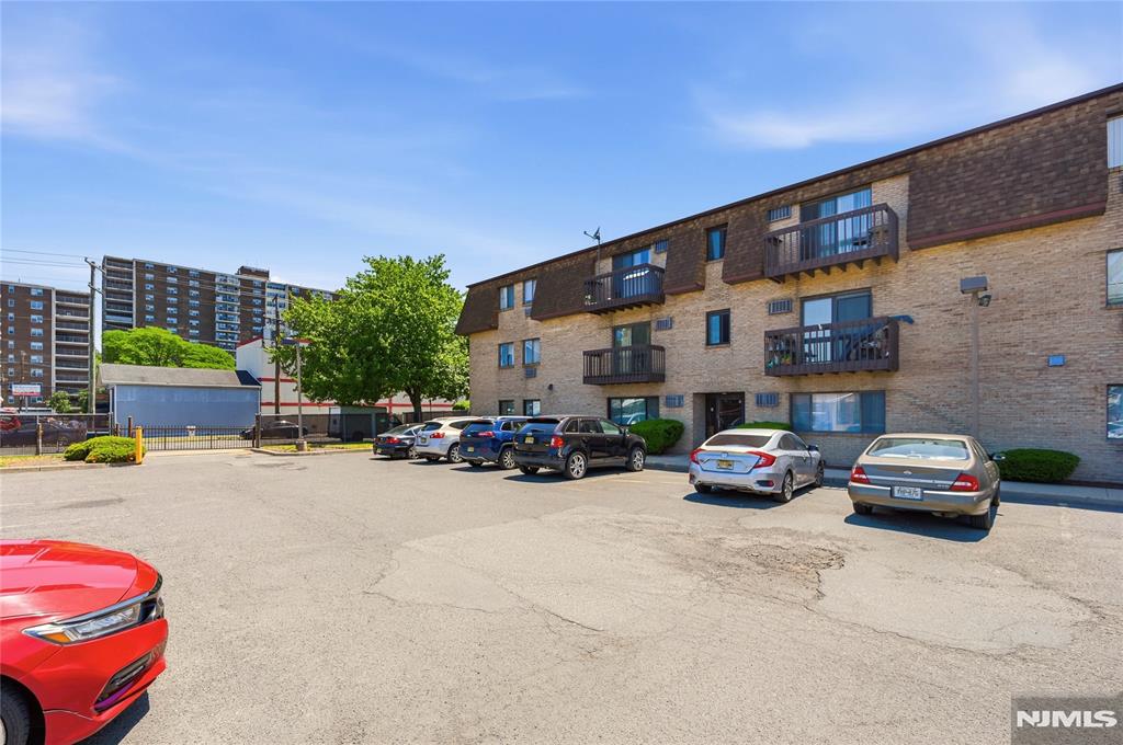main property photo 21