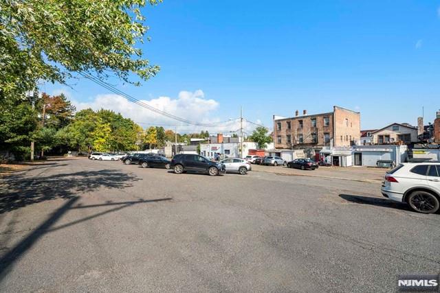 main property photo 15
