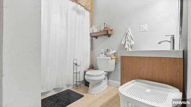 main property photo 13
