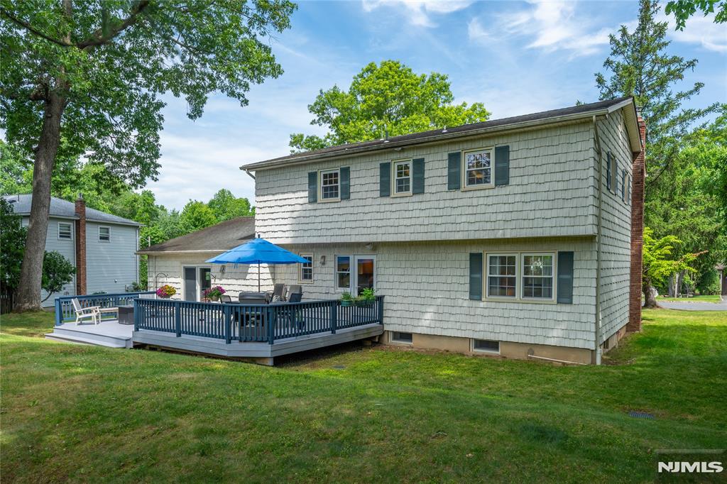 main property photo 44