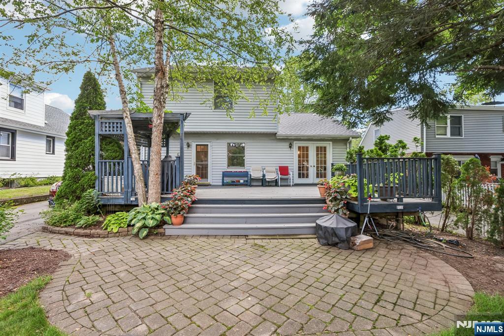 main property photo 43