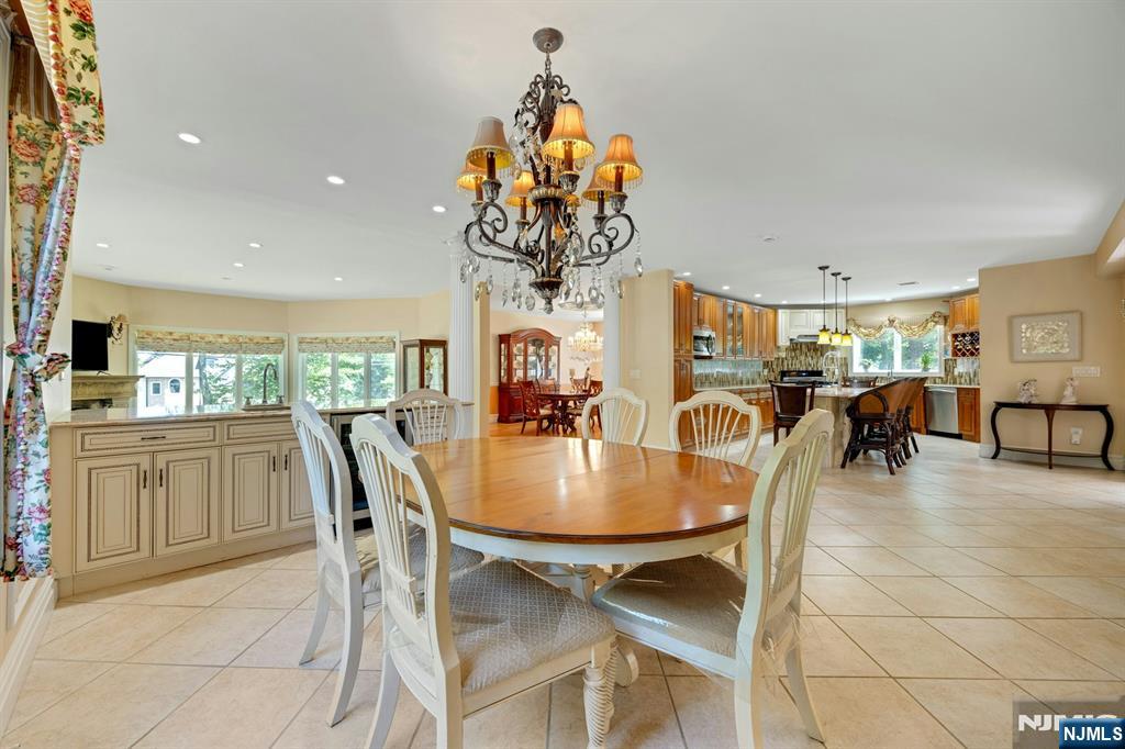 property viewer photo 15