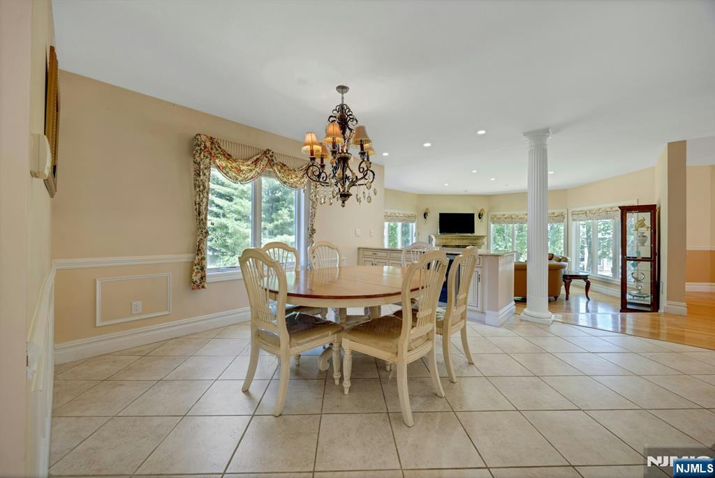 property viewer photo 16