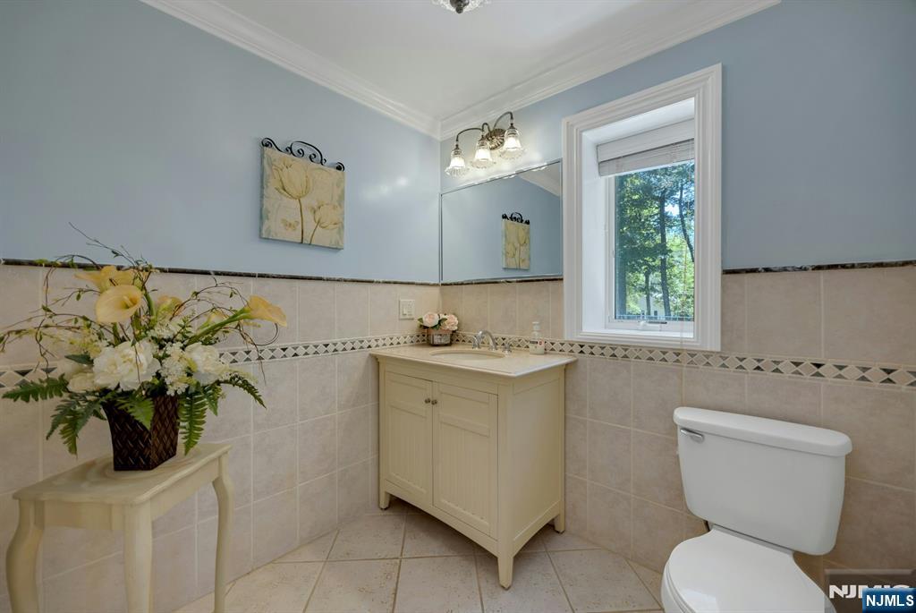 property viewer photo 21