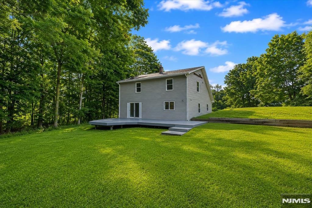 main property photo 34