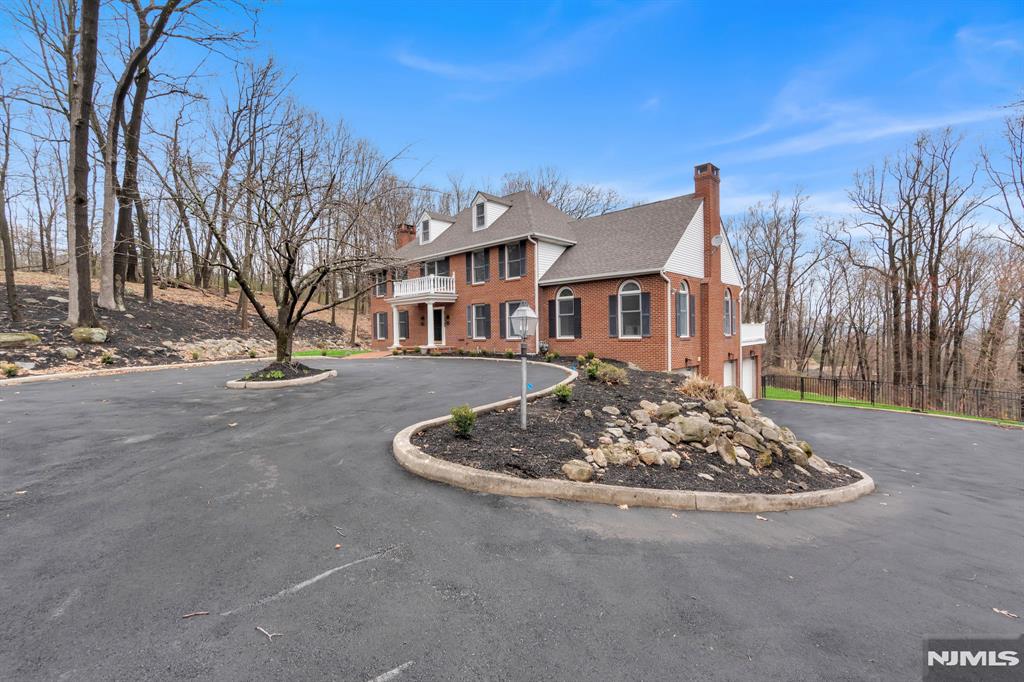 main property photo 47