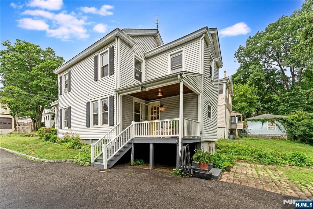main property photo 22