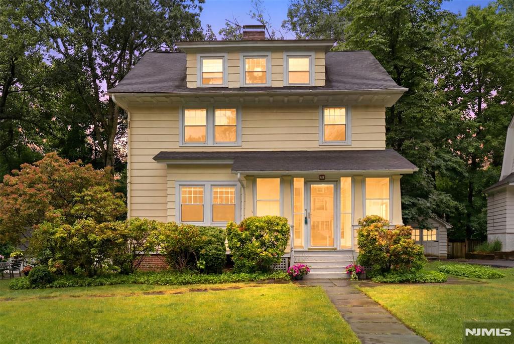 main property photo 45