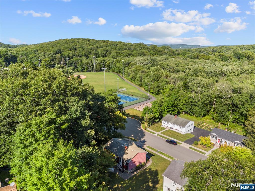 main property photo 47