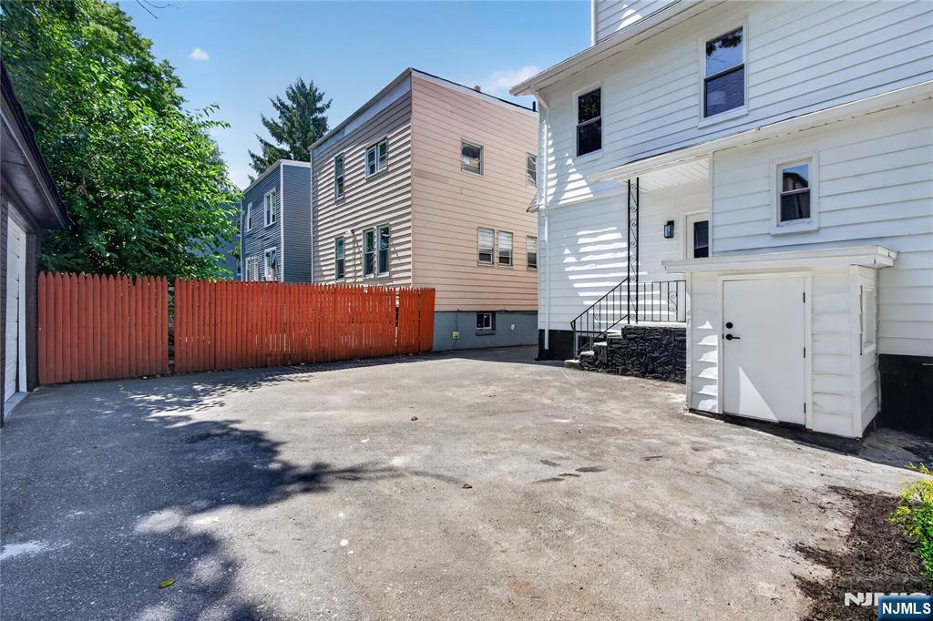 main property photo 44