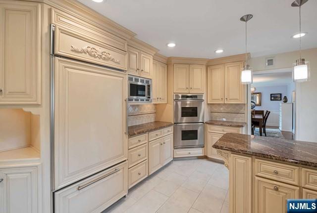 property viewer photo 19