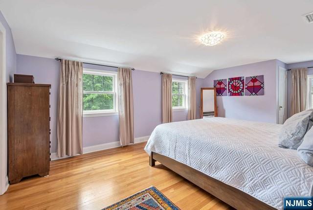property viewer photo 23