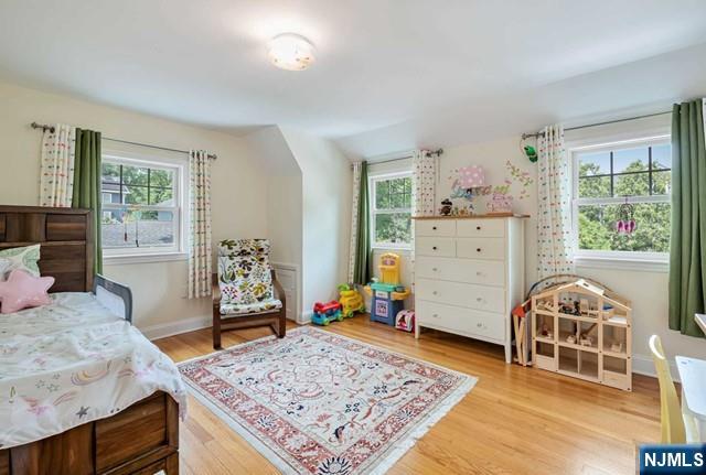 property viewer photo 26