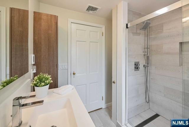 property viewer photo 29