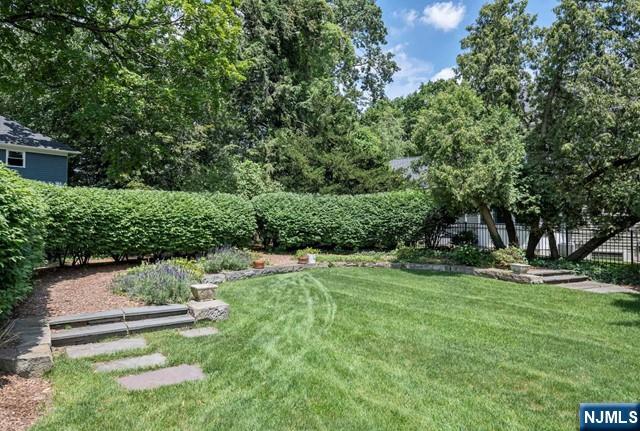 property viewer photo 32