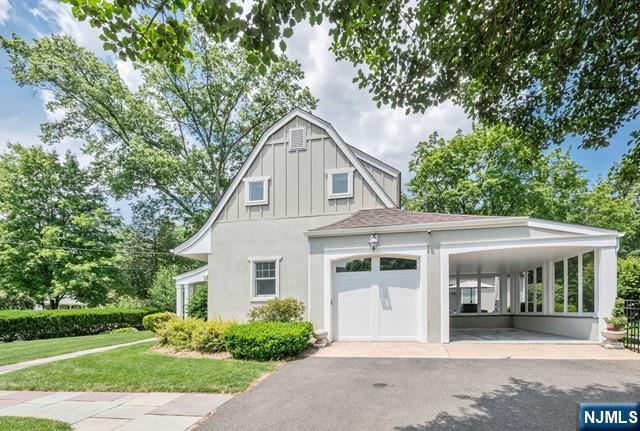 property viewer photo 36
