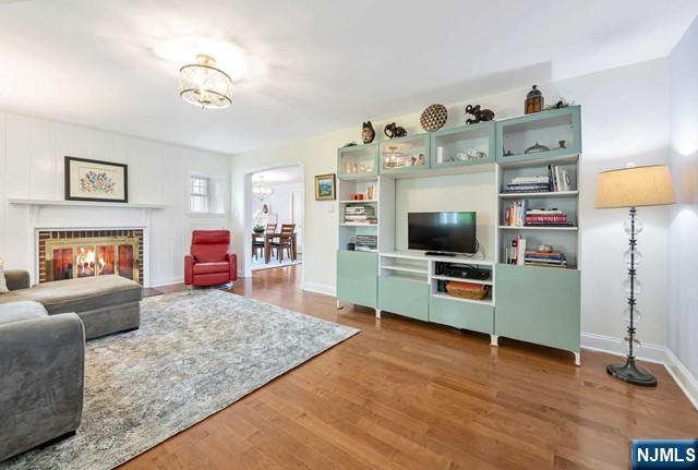 property viewer photo 7