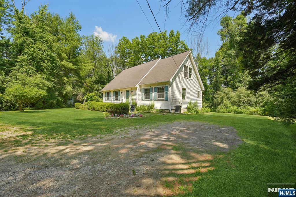 main property photo 35