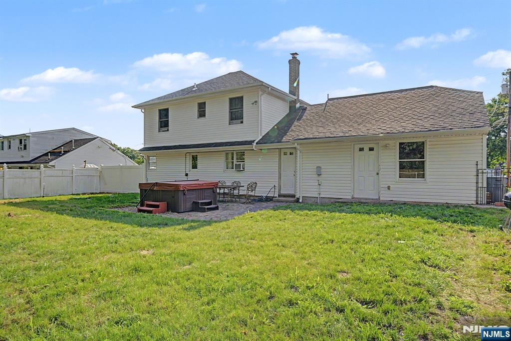 main property photo 20