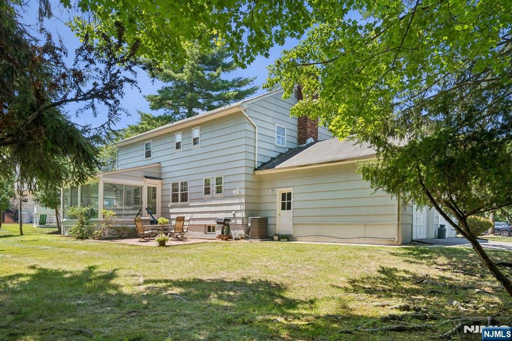 main property photo 43