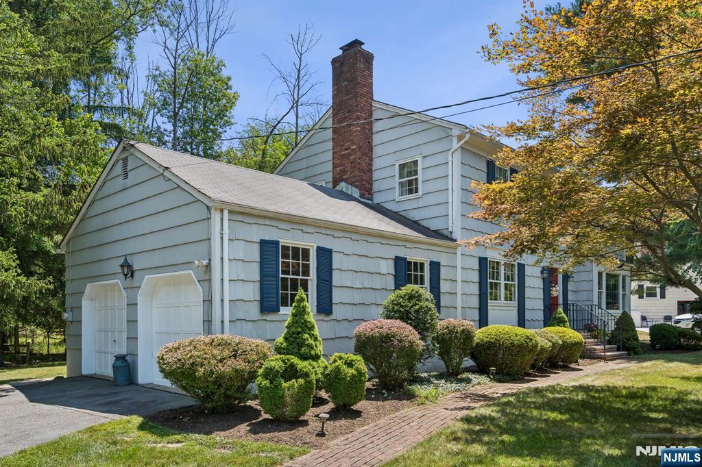 main property photo 5