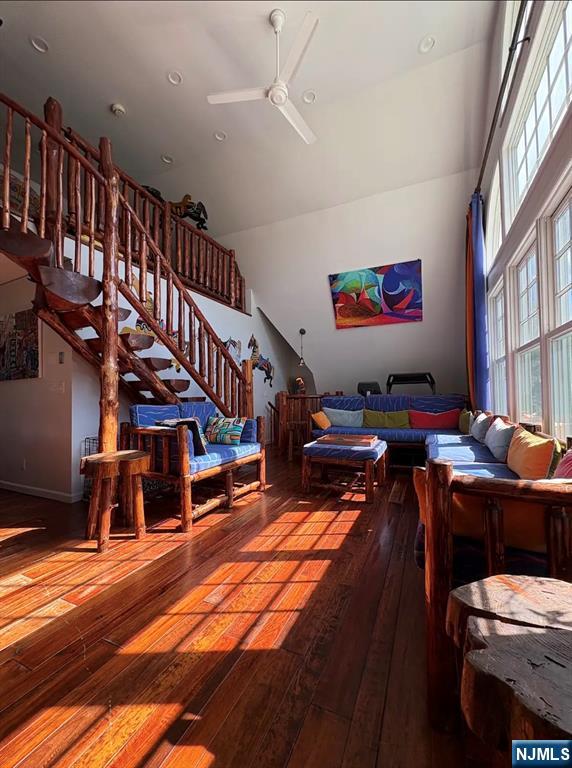 main property photo 17