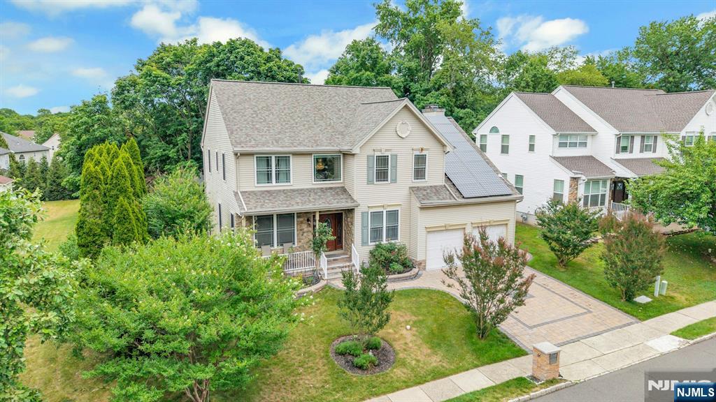 main property photo 41