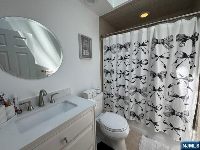main property photo 13
