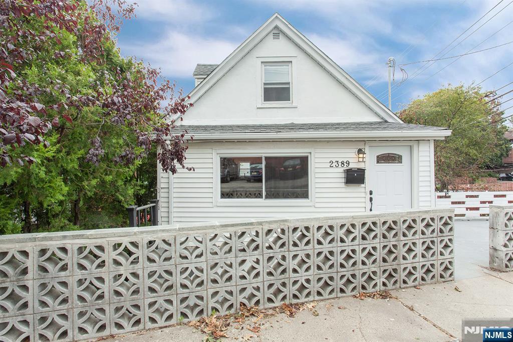 main property photo 44