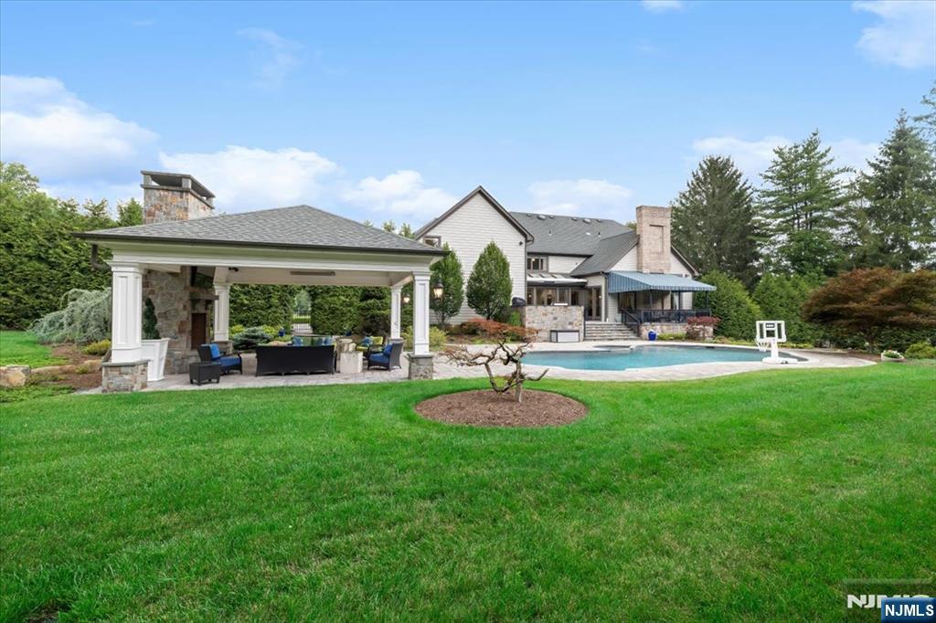 main property photo 43